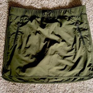 Athleta skort olive green